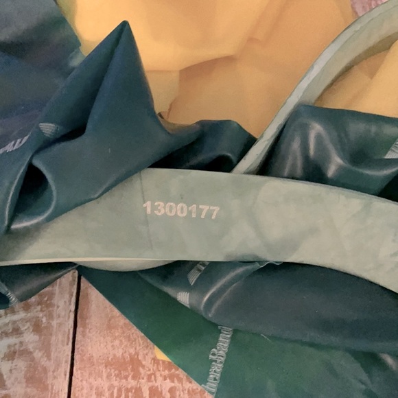 Stretching, exercise, physical therapy treatment Bands - Picture 6 of 9